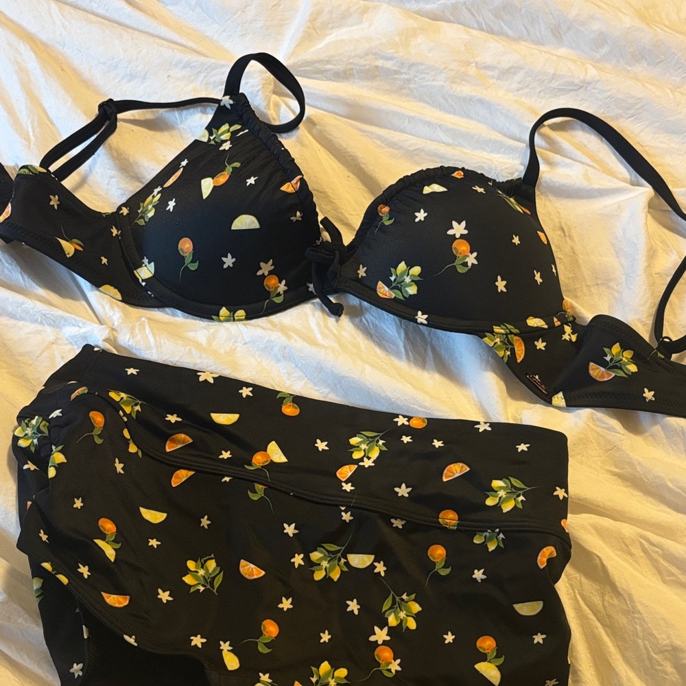 PINK Victoria's Secret Black Floral Bikini